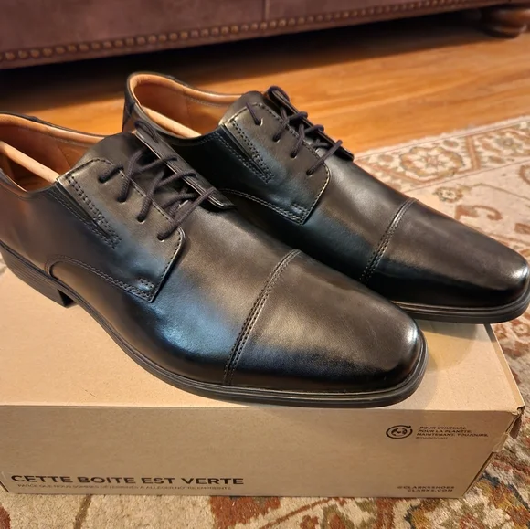 Clarks | Shoes | Clarks Leather Mens Shoes Size 4 | Poshmark
